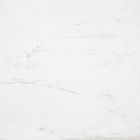 Άσπρο μαρμάρινο κεραμίδι πορσελάνης του Καρράρα, τοίχος καθιστικών κουζινών και κεραμίδια πατωμάτων